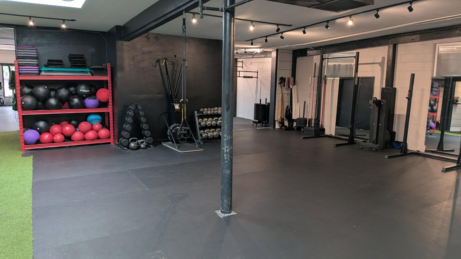 PDX Fitness Zone member training